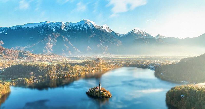 Der Bleder See liegt im nordwestlichen Teil Slowenien